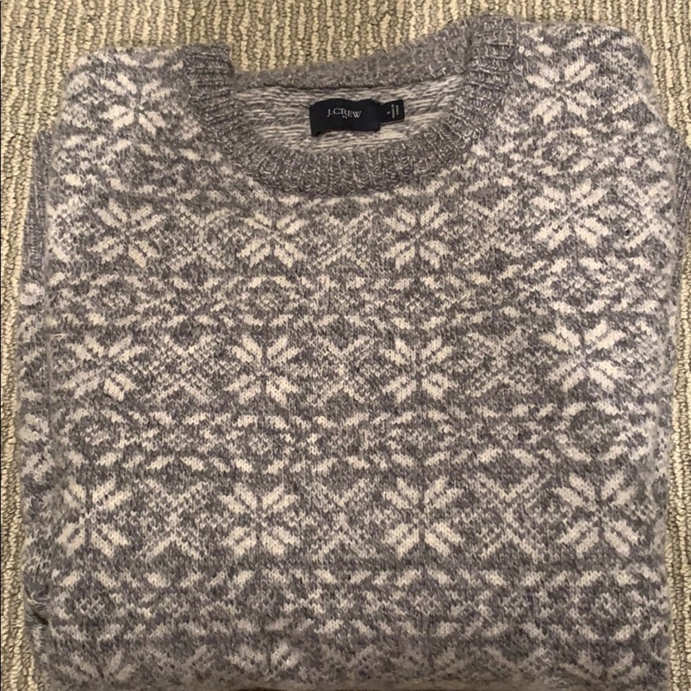 J crew men’s small snowflake wool sweater